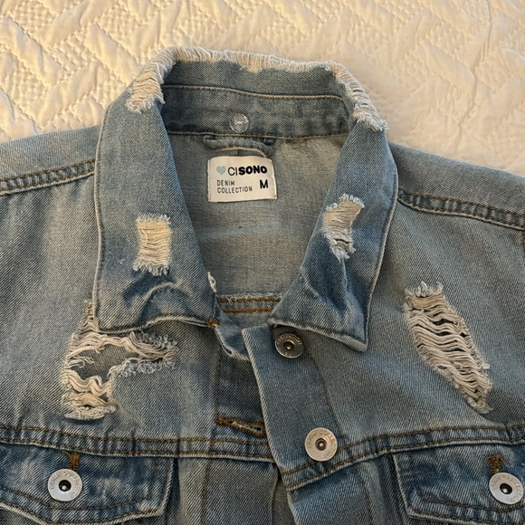 Jean jacket - Picture 2 of 5